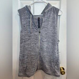 NWT 90 Degree by Reflex zip up gray sleeveless hoodie size L